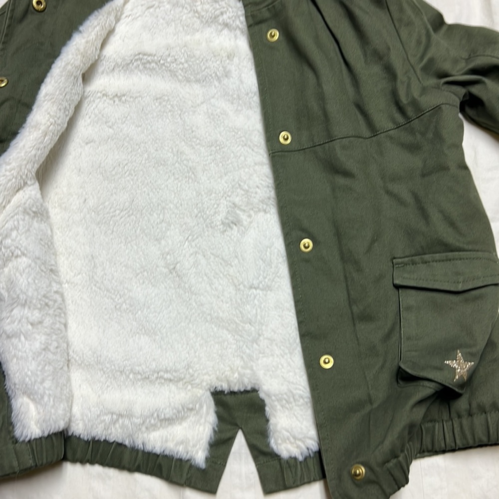 Coat - Picture 3 of 4